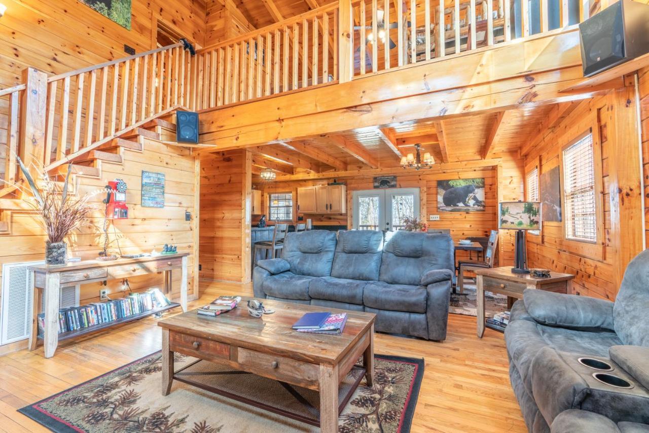 Comfort Cabin Bearway To Heaven W Private Hot Tub Pigeon Forge Kültér fotó