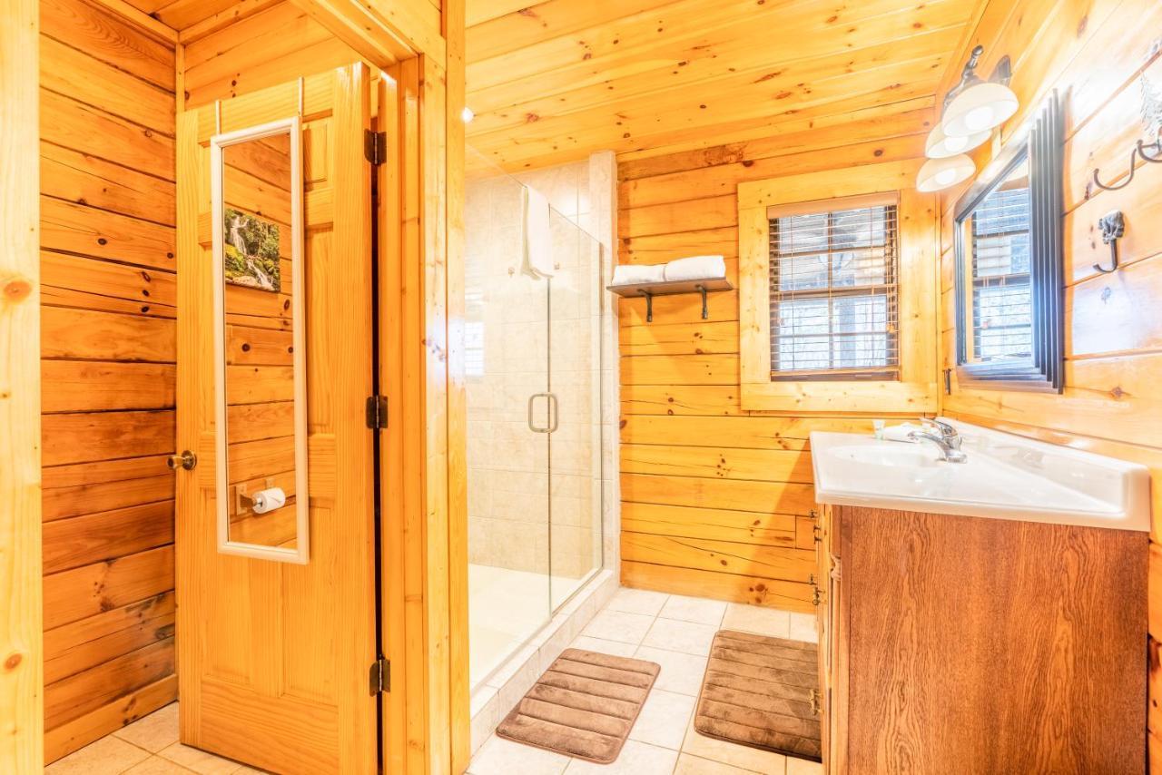 Comfort Cabin Bearway To Heaven W Private Hot Tub Pigeon Forge Kültér fotó