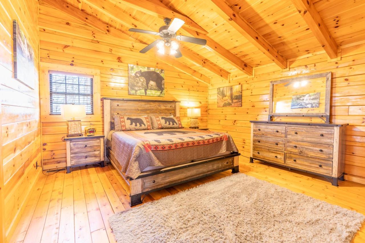 Comfort Cabin Bearway To Heaven W Private Hot Tub Pigeon Forge Kültér fotó
